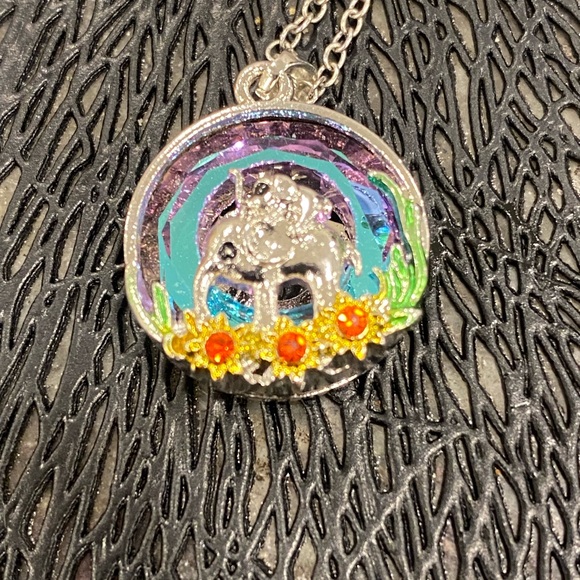 Silver Mommy and baby elephant Pendant Necklace - Picture 2 of 5